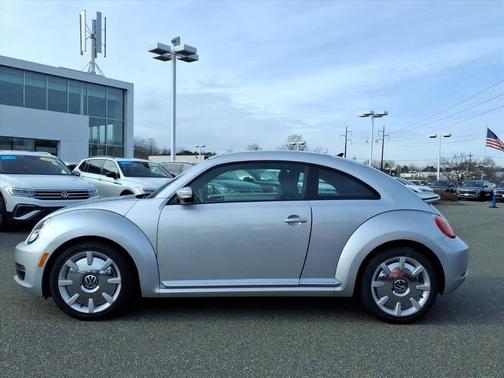 2016 Volkswagen Beetle 1.8T SEL
