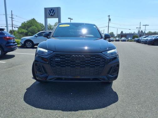 2022 Audi Q5 45 S line Premium Plus