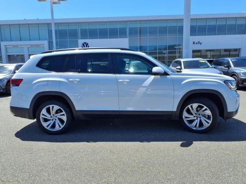 2022 Volkswagen Atlas 2.0T SE