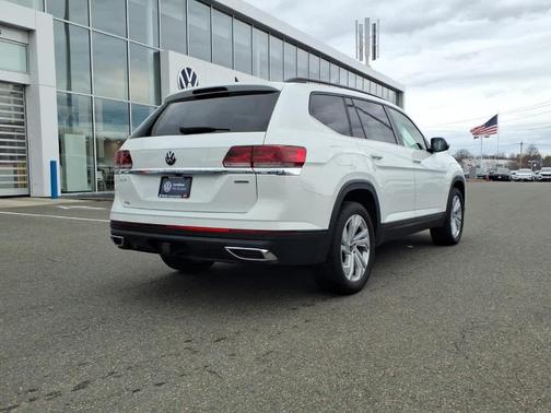 2022 Volkswagen Atlas 3.6L SE w/Technology