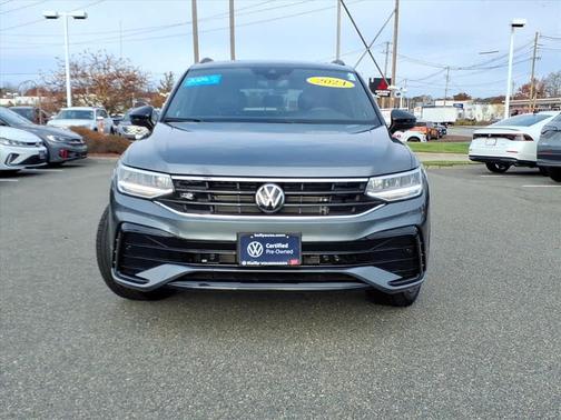 2024 Volkswagen Tiguan 2.0T SE R-Line Black