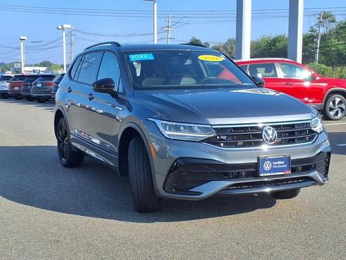 2022 Volkswagen Tiguan 2.0T SE R-Line Black