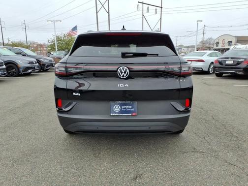 Deep Black Pearl Effect 2024 Volkswagen ID.4 Standard