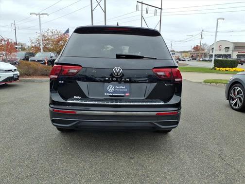 2023 Volkswagen Tiguan 2.0T SE