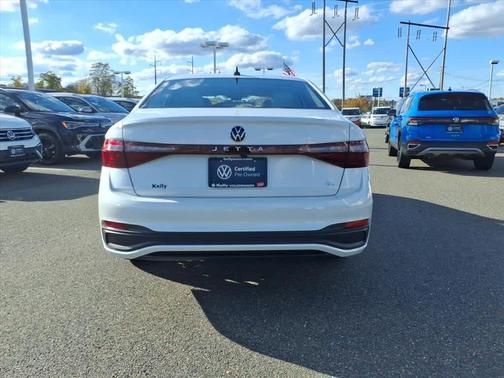 2025 Volkswagen Jetta 1.5T SE