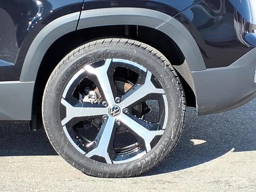 2025 Volkswagen Taos 1.5T SEL