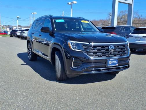 2024 Volkswagen Atlas 2.0T SEL Premium R-Line