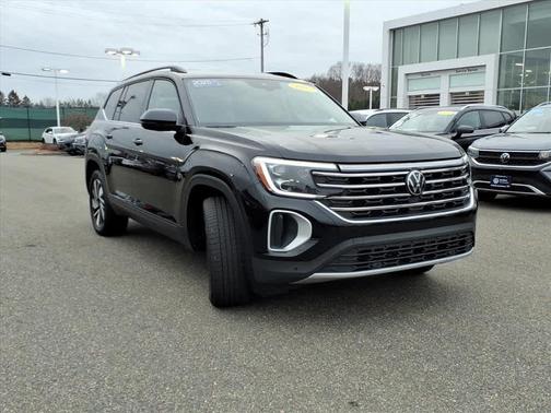 2025 Volkswagen Atlas 2.0T SE