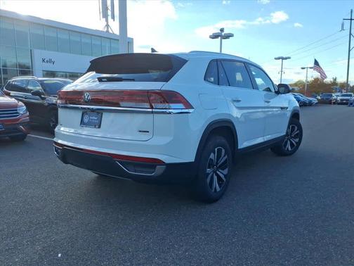 2025 Volkswagen Atlas Cross Sport 2.0T SE
