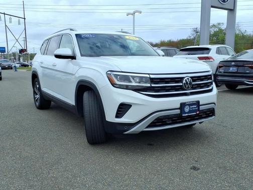 Pure White 2021 Volkswagen Atlas 3.6 V6 SEL Premium
