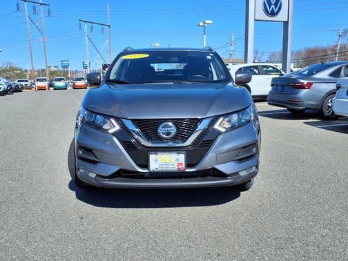 2022 Nissan Rogue Sport SV