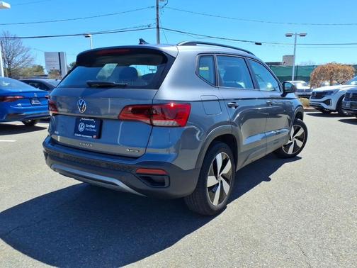 Platinum Gray Metallic 2023 Volkswagen Taos 1.5T S