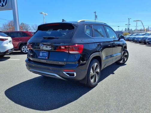 2024 Volkswagen Taos 1.5T SE