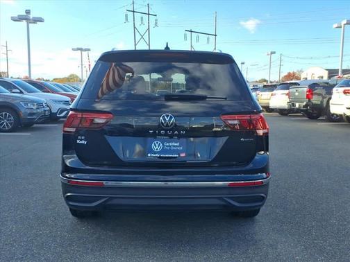 2023 Volkswagen Tiguan 2.0T SE