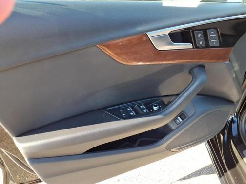 2023 Audi A4 40 Premium