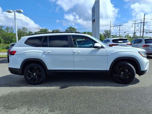 2022 Volkswagen Atlas 2.0T SE