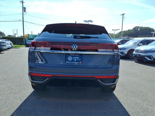 2024 Volkswagen Atlas Cross Sport 2.0T SE w/Technology