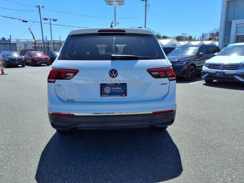2022 Volkswagen Tiguan 2.0T SE