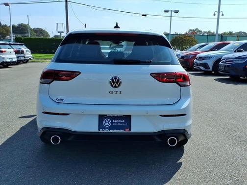 2022 Volkswagen Golf GTI 2.0T SE