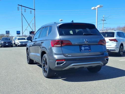 2023 Volkswagen Taos 1.5T SE