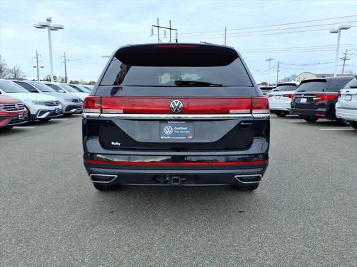 2024 Volkswagen Atlas 2.0T SE