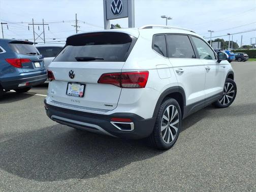 2022 Volkswagen Taos 1.5T SE