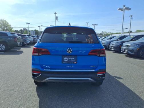 2024 Volkswagen Taos 1.5T SE