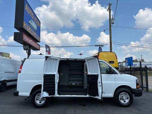 2020 Chevrolet Express 2500 RWD 2500 Regular Wheelbase WT