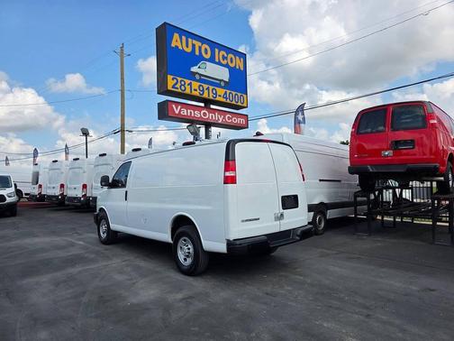 2020 Chevrolet Express 2500 RWD 2500 Regular Wheelbase WT