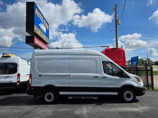2020 Ford Transit-250 Base