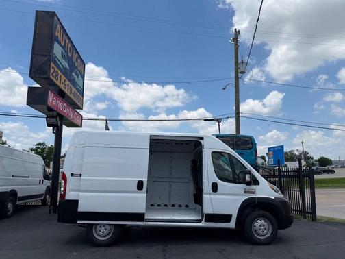 Bright White Clearcoat 2022 RAM ProMaster 2500 High Roof