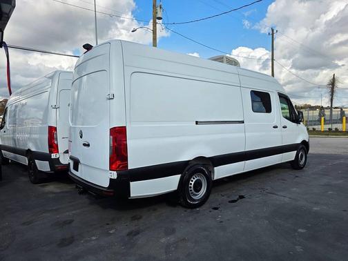 2020 Mercedes-Benz Sprinter 2500 High Roof