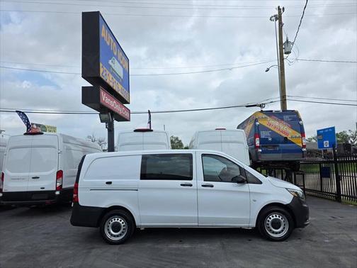 2019 Mercedes-Benz Metris Base
