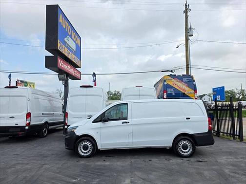 2019 Mercedes-Benz Metris Base