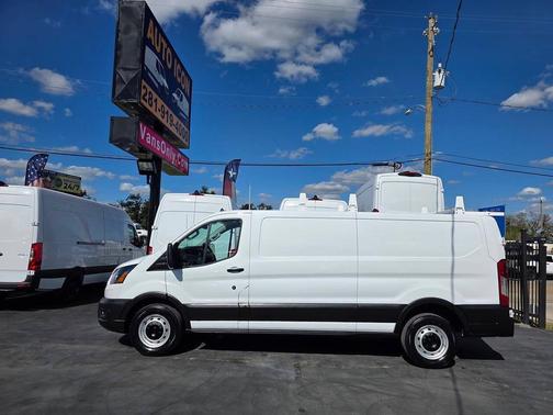 2021 Ford Transit-250 Base