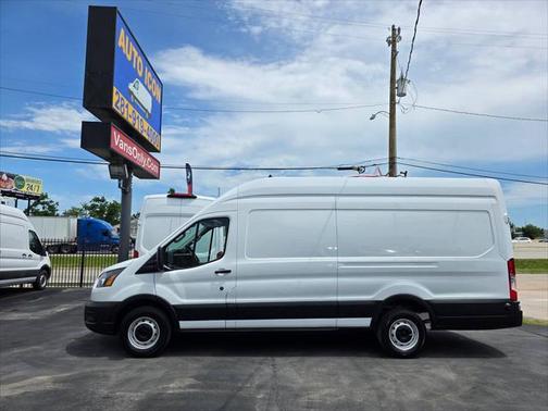 2020 Ford Transit-250 Base