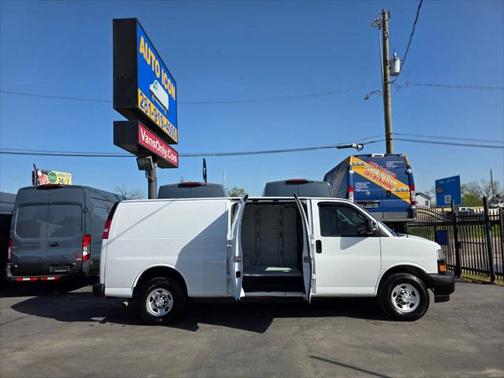 2019 Chevrolet Express 2500 Work Van