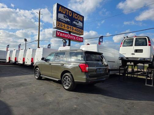 2024 Ford Expedition XLT