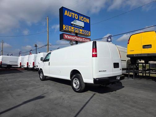 2019 GMC Savana 3500 Work Van