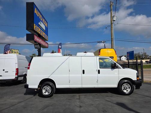 2019 GMC Savana 3500 Work Van
