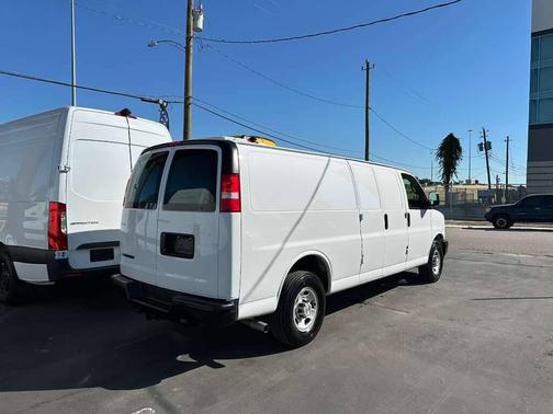 2022 Chevrolet Express 2500 RWD 2500 Extended Wheelbase WT