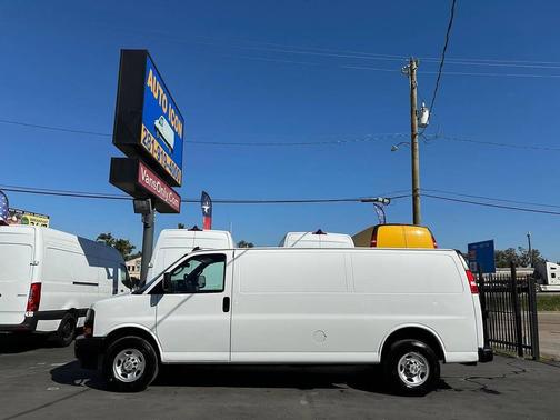 2022 Chevrolet Express 2500 RWD 2500 Extended Wheelbase WT