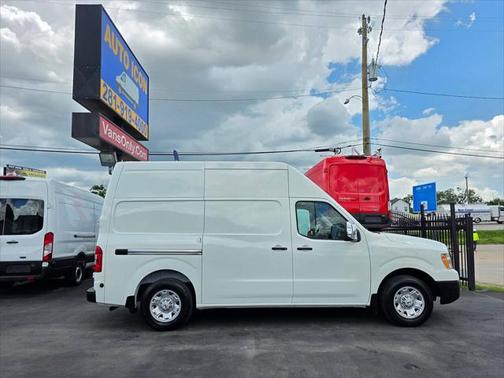 2021 Nissan NV Cargo NV2500 HD SV V8