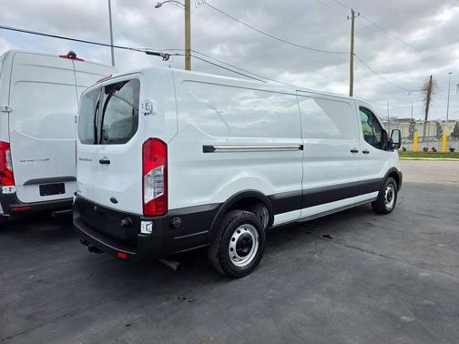 2020 Ford Transit-250 Base