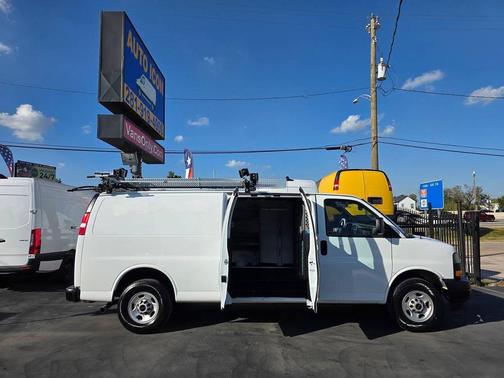 2023 GMC Savana 3500 RWD 3500 Extended Wheelbase Work Van