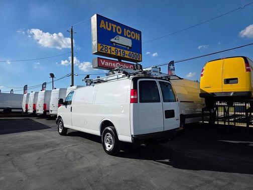 2023 GMC Savana 3500 RWD 3500 Extended Wheelbase Work Van