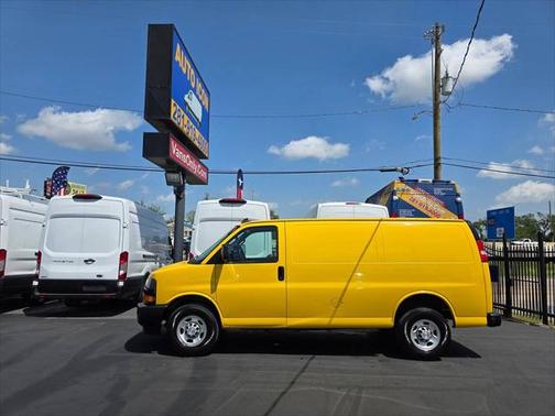2022 Chevrolet Express 2500 RWD 2500 Regular Wheelbase WT