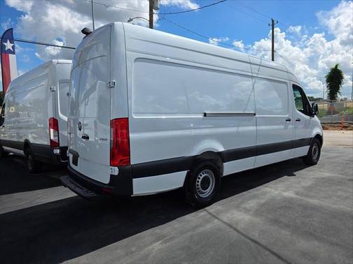 2024 Mercedes-Benz Sprinter 2500 High Roof