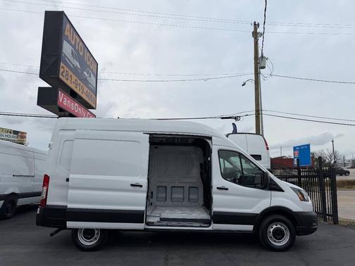 2023 Ford Transit-250 Base