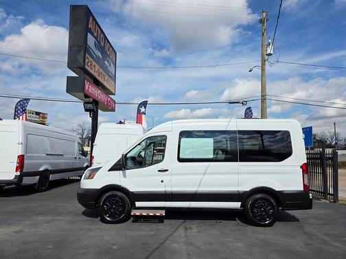 2019 Ford Transit-150 XL